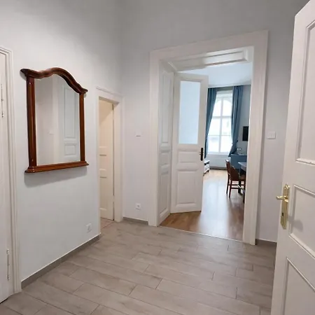 Perfect Base To Explore Old Town Apartament *